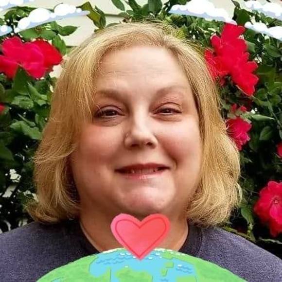 Meet your Posher, Beth - Picture 1 of 1